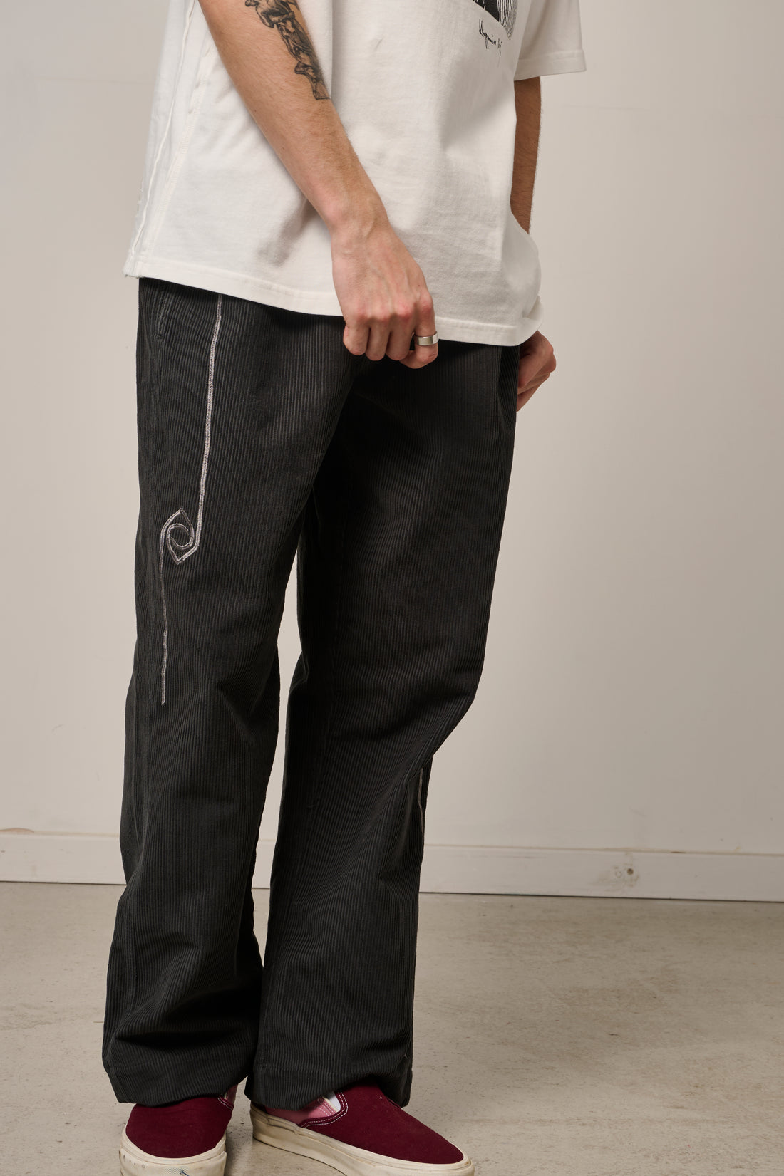 Icon Trouser - Vintage Black
