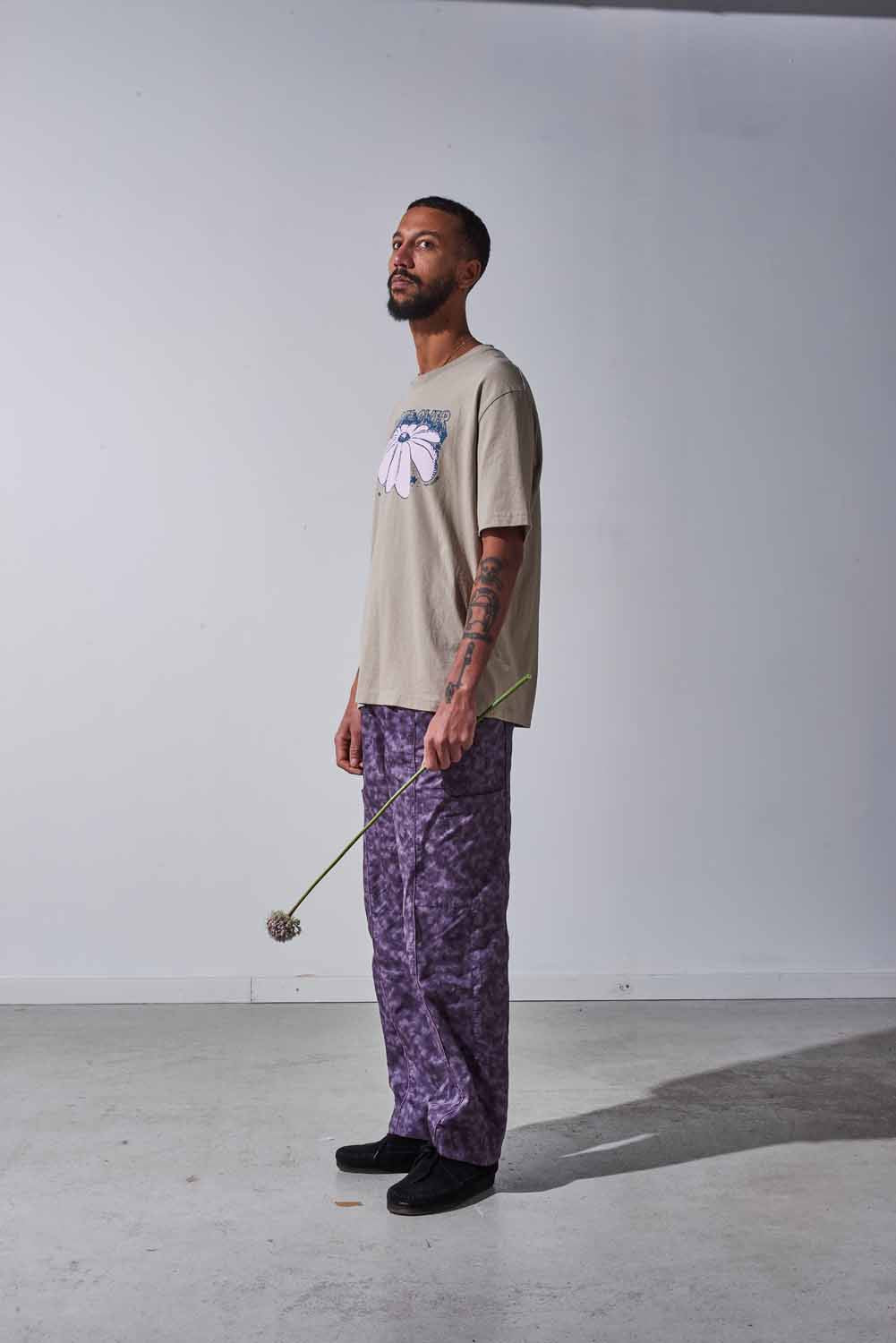 Slack - Mindflower Short Sleeve T-Shirt - Stone Grey - Archive Magic Castles