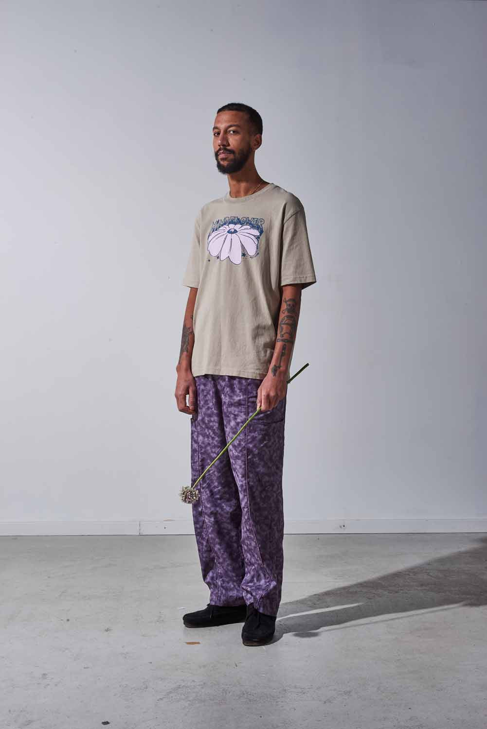 Slack - Mindflower Short Sleeve T-Shirt - Stone Grey - Archive Magic Castles